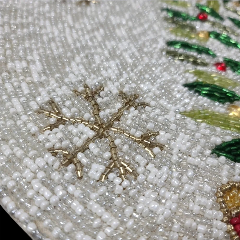 2 Nicole Miller Jeweled Beaded Christmas Tree Snowglobe Placemats Chargers Set